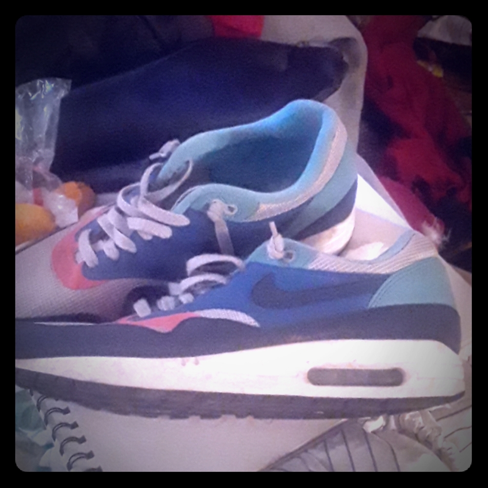NIKE AIRMAX 1, CUSTOM COLORSCHEME.